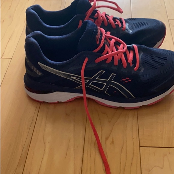 ASICS GT-2000 7 - Picture 3 of 4